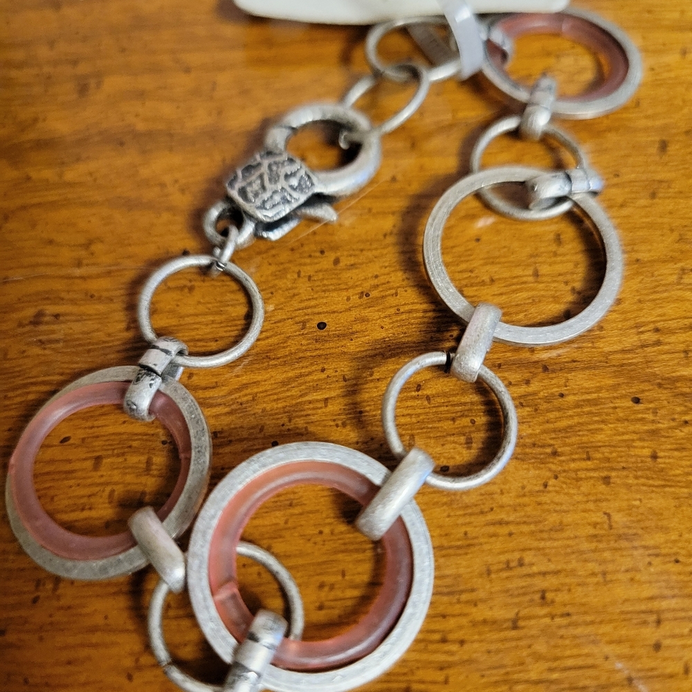 Pretty silver & pink circle braclet